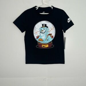 Nike Boys Short Sleeve T Shirt Size Small (5)
